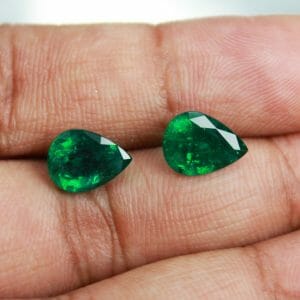 Top Color Emerald